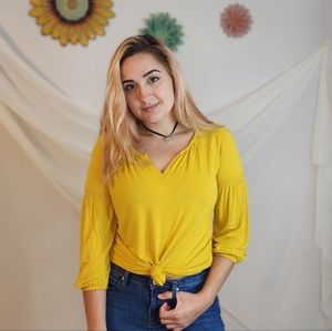 Women's top size small